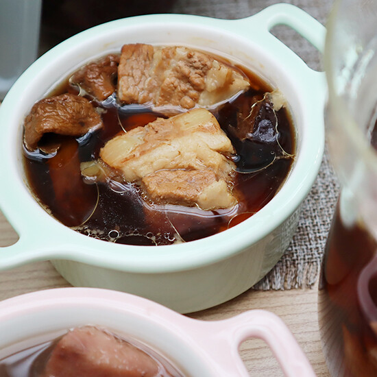 -北鼎多功能蒸燉鍋食譜-電鍋-蒸鍋-茶樹菇排骨湯